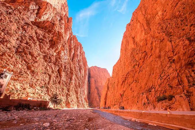 🏜️ Desierto de Merzouga "ESTANDAR": (Excursión 3 días 2 noches ) Precio total 70€ por persona 🔒Reserva tu plaza con una señal de 20€ y paga el resto el día de la excursión