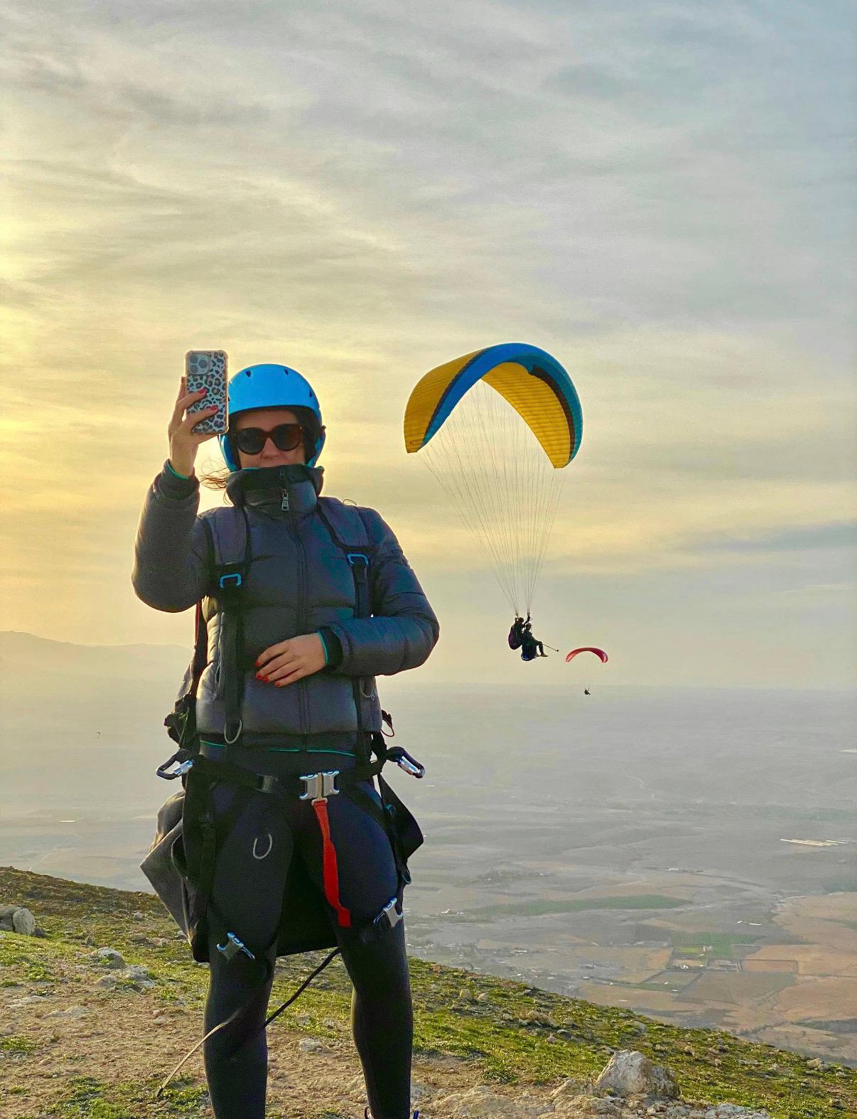 🪂 Parapente en Marrakech – Vuela sobre el Atlas: (Actividad de medio día) Precio 65€ 🔒Reserva tu plaza con una señal de 20€ por persona y paga el resto el día de la excursión