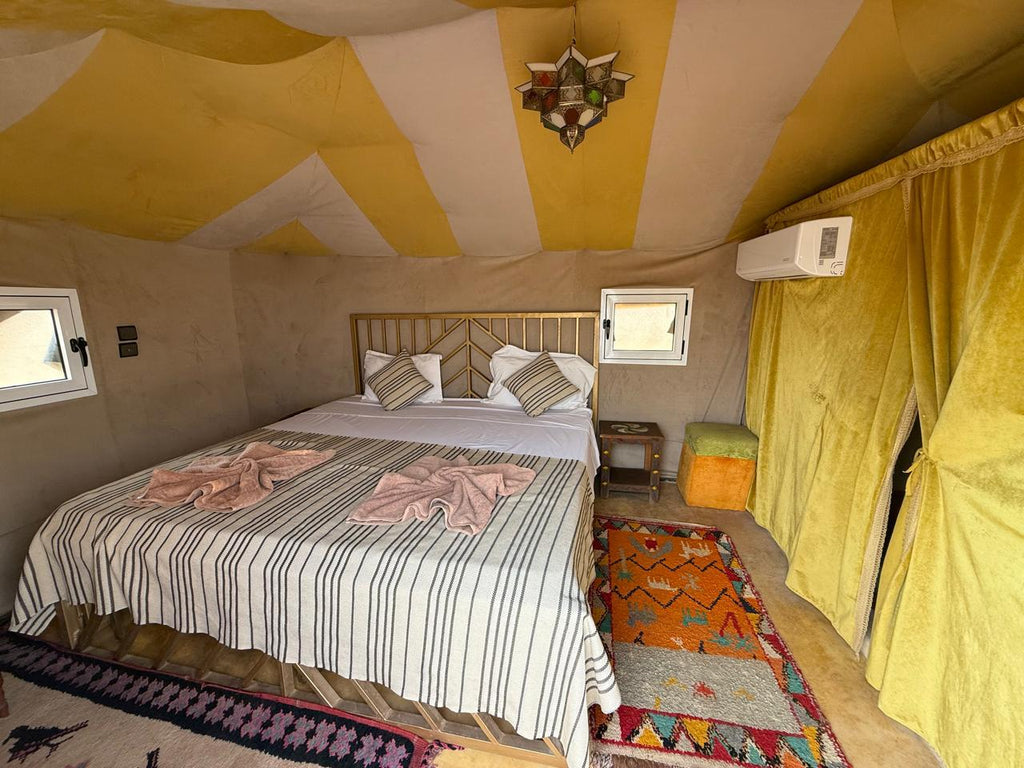 Pack Desierto de Merzouga – 5 Días / 4 Noches Todo Incluido (Pensión Completa): Precio total 549€ por persona 🔒Reserva tu plaza con una señal de 150€ y paga el resto el día de la excursión